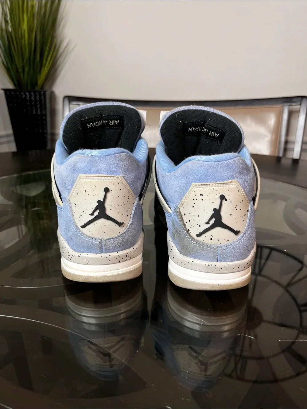 Nike Air Jordan 4 Retro University Blue Size 10